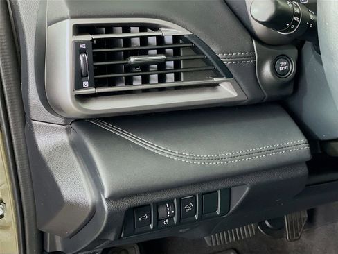 Certified 2021 Subaru Outback Limited image 14