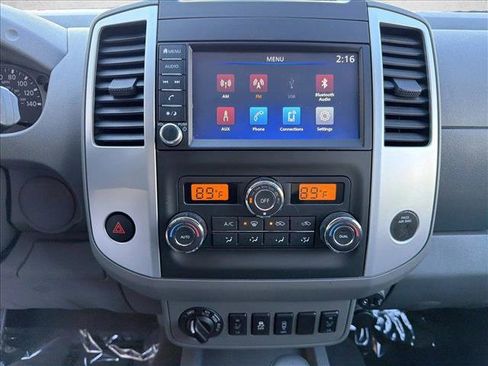 Used 2021 Nissan Frontier SV image 20