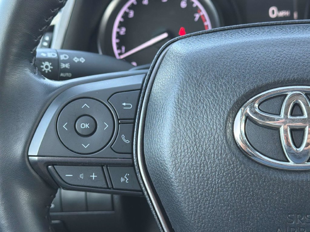 Certified 2024 Toyota Camry SE FWD image 9