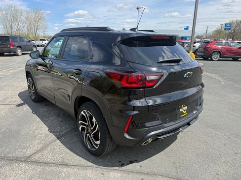 Used 2026 Chevrolet TrailBlazer RS w/ Convenience Package AWD/4WD image 3