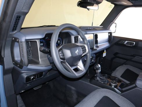 New 2025 Ford Bronco 4-Door image 21