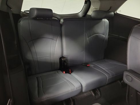 Used 2021 Buick Enclave Premium w/ Sun and Sites Package AWD/4WD image 26
