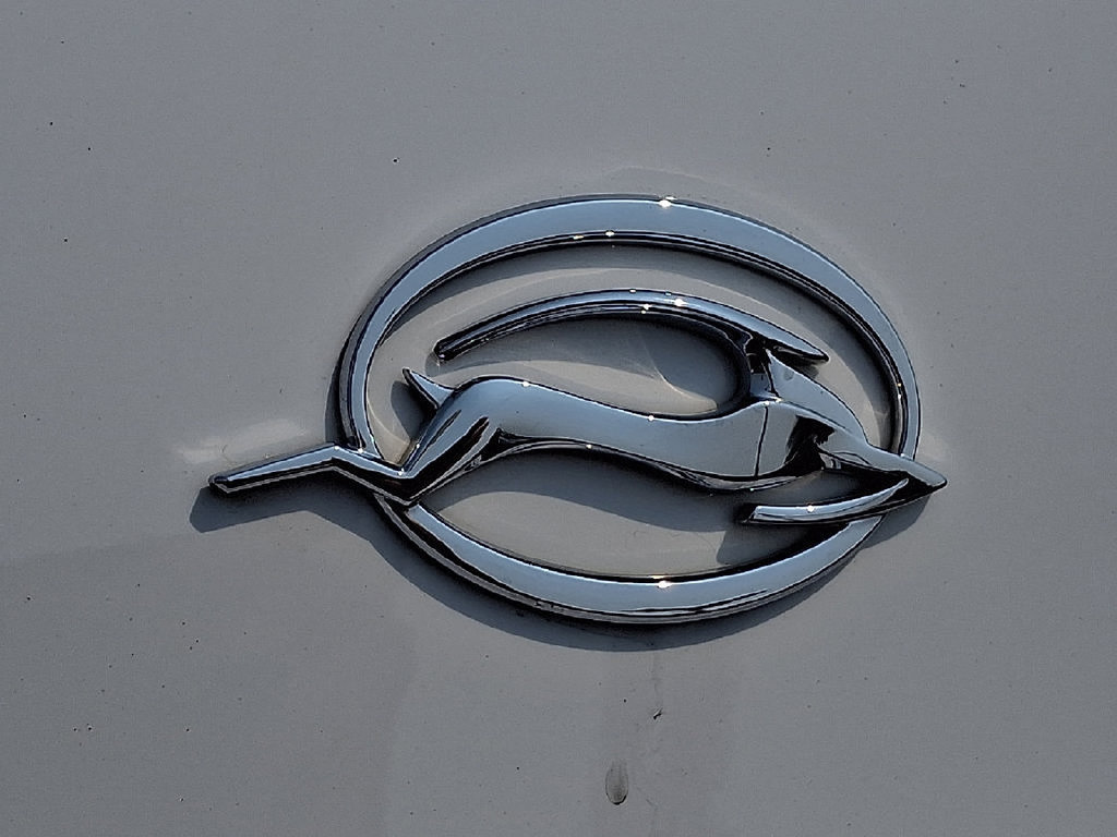 Used 2019 Chevrolet Impala LT FWD image 30