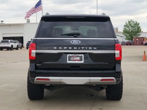 Used 2024 Ford Expedition XLT AWD/4WD image 6