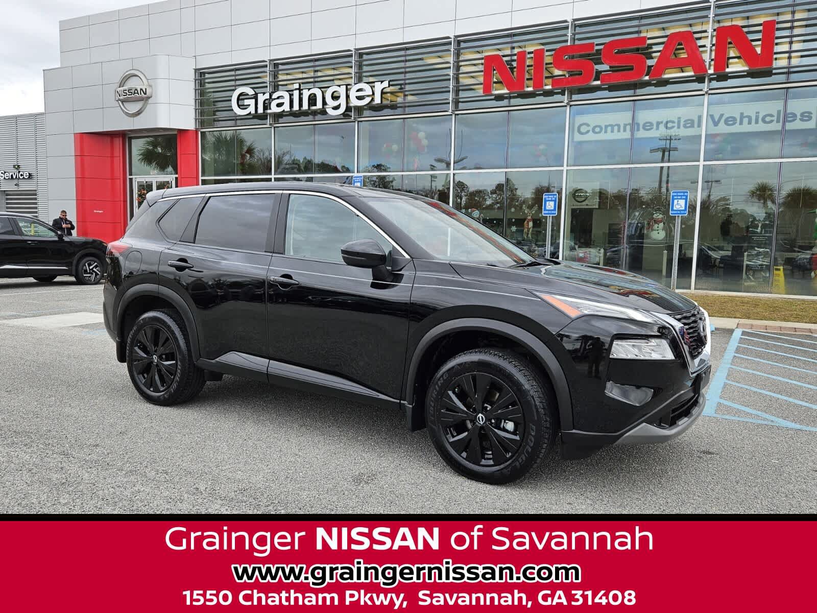 Used 2023 Nissan Rogue SV AWD/4WD image 1