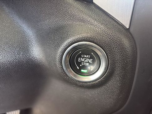 Used 2021 GMC Sierra 1500 Elevation w/ Preferred Package image 18