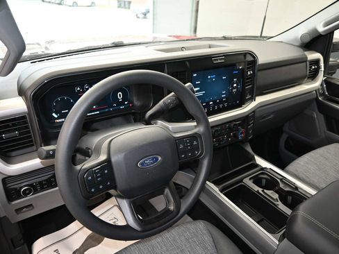 New 2025 Ford F250 XLT w/ Black Appearance Package image 16