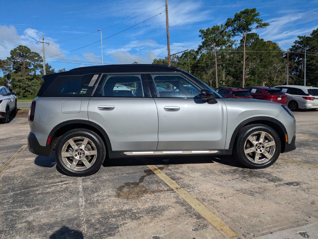 Used 2025 MINI Cooper Countryman S AWD/4WD image 3
