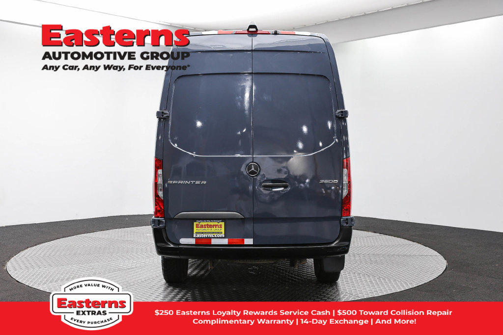 Used 2019 Mercedes-Benz Sprinter 144 image 7