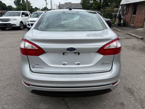 Used 2018 Ford Fiesta SE FWD image 7