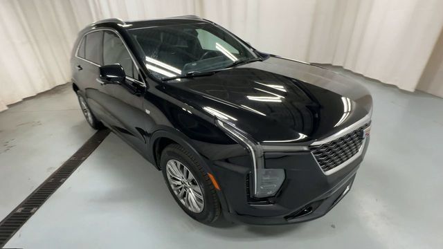 Certified 2024 Cadillac XT4 Premium Luxury w/ Cold Weather Package AWD/4WD image 2