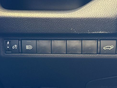 New 2025 Toyota RAV4 XLE image 30