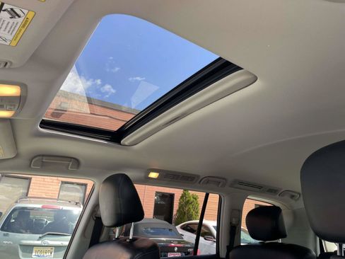 Used 2017 INFINITI QX80 2WD image 7