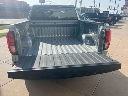 Used 2025 GMC Sierra 1500 Pro w/ Graphite Edition AWD/4WD image 35