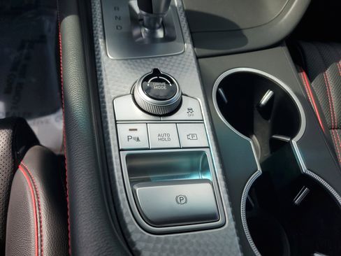 Used 2023 Genesis G70 2.0T w/ Sport Prestige Package image 26