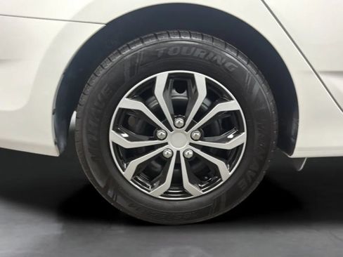 Used 2016 Hyundai Accent SE FWD image 23