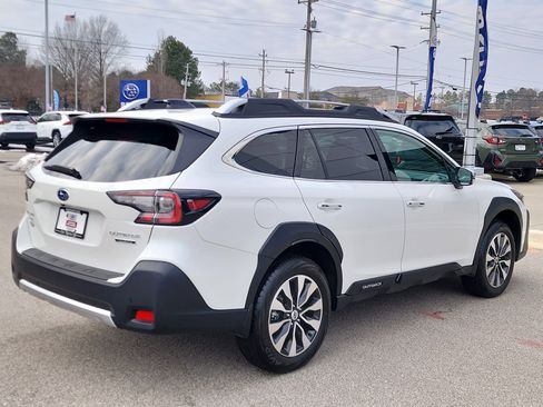 Certified 2025 Subaru Outback Touring image 3