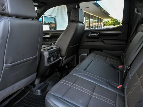 Used 2024 Chevrolet Silverado 1500 High Country w/ Technology Package AWD/4WD image 20