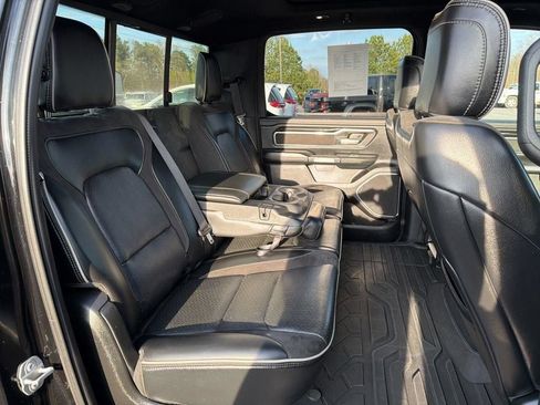 Used 2019 RAM 1500 Laramie AWD/4WD image 17