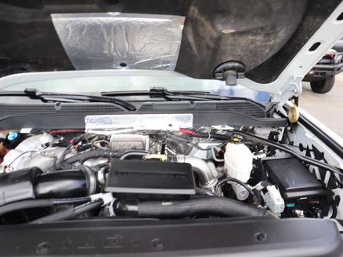 Used 2019 Chevrolet Silverado 2500 LT AWD/4WD image 19