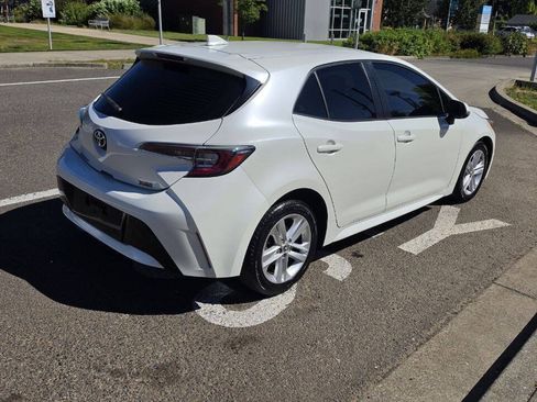 Used 2019 Toyota Corolla XSE FWD image 5
