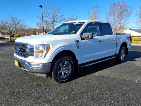 Used 2021 Ford F150 XLT w/ Equipment Group 301A Mid image 14