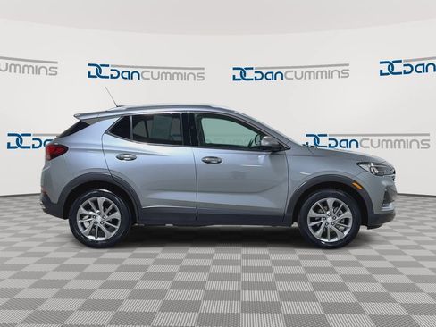 Used 2023 Buick Encore GX Essence w/ Experience Buick Package AWD/4WD image 9