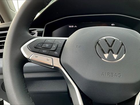 New 2026 Volkswagen Jetta SE image 9