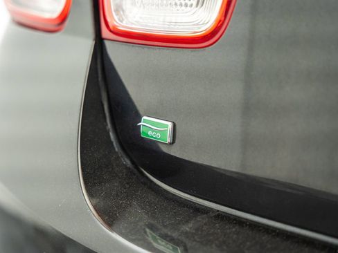 Used 2014 Chevrolet Malibu LT w/ Power Convenience Package FWD image 10