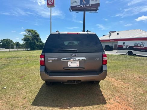 Used 2013 Ford Expedition Limited AWD/4WD image 6