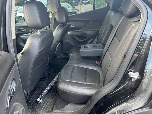 Used 2020 Buick Encore Essence FWD image 17