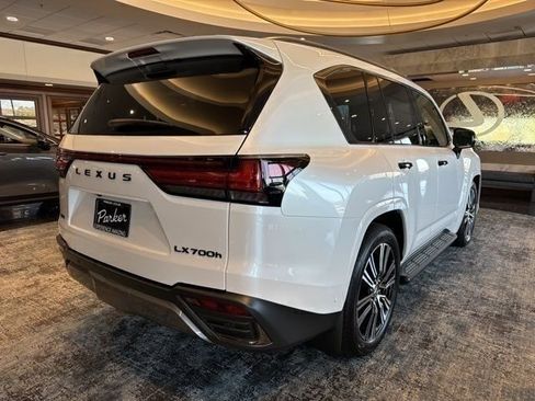 New 2026 Lexus LX 700h Luxury w/ Appearance Package image 4