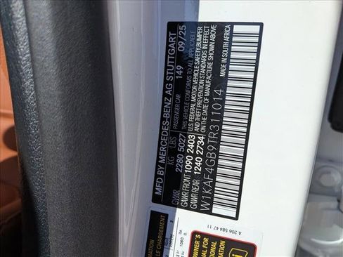 Used 2026 Mercedes-Benz C 300 Sedan image 17