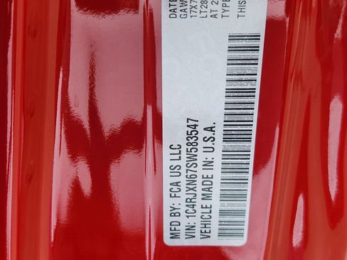 Certified 2025 Jeep Wrangler Unlimited Sport S 4xe AWD/4WD image 17