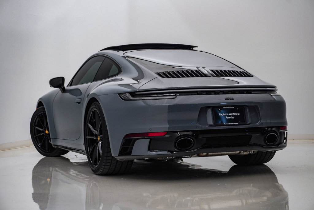 Certified 2024 Porsche 911 Carrera RWD image 3