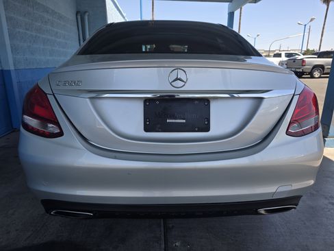 Used 2017 Mercedes-Benz C 300 Sedan image 4