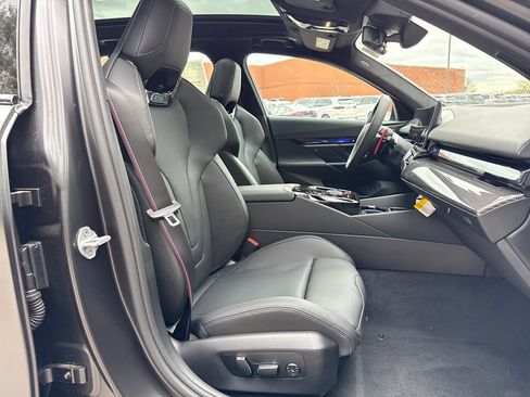New 2026 BMW M5 Touring AWD/4WD image 25
