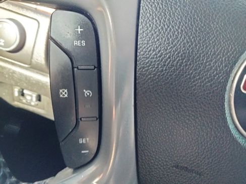 Used 2011 GMC Sierra 3500 SLT image 25