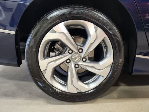 Used 2018 Honda Accord EX-L image 26