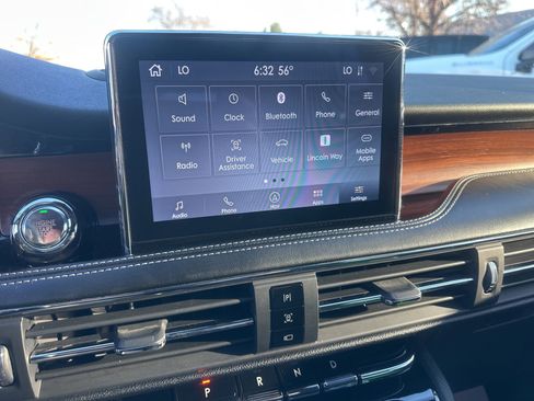 Used 2020 Lincoln Corsair Reserve w/ Equipment Group 202A AWD/4WD image 28