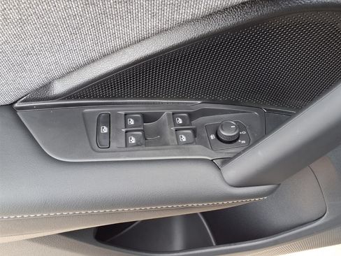 New 2026 Volkswagen Tiguan S FWD image 15