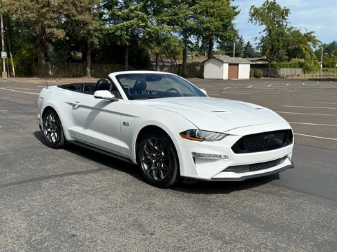 Used 2020 Ford Mustang GT Premium w/ Equipment Group 401A image 18