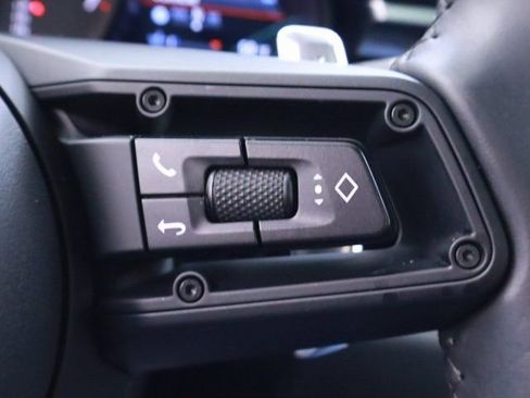 New 2024 Porsche Macan image 30