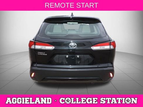 Used 2025 Toyota Corolla Cross L FWD image 5