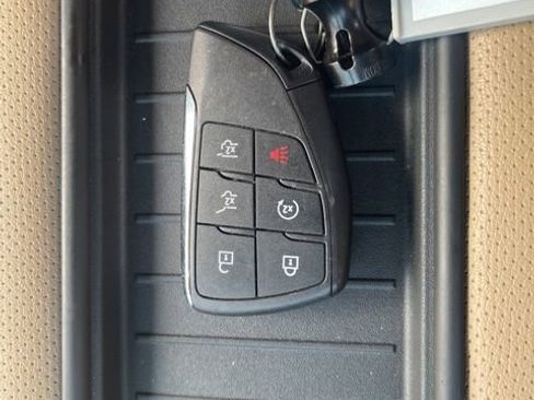 Used 2023 Chevrolet Tahoe Premier w/ Premium Package AWD/4WD image 47
