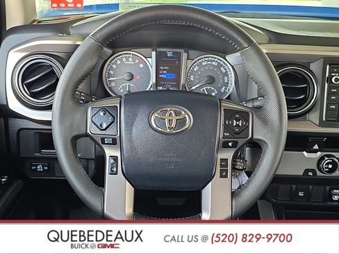 Used 2018 Toyota Tacoma SR5 RWD image 12