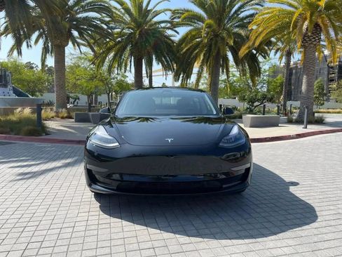 Used 2023 Tesla Model 3 Standard Range RWD image 3