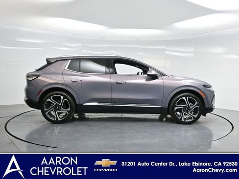 New 2026 Chevrolet Equinox EV LT image 32