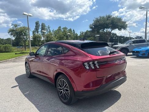 Certified 2025 Ford Mustang Mach-E Premium AWD/4WD image 4