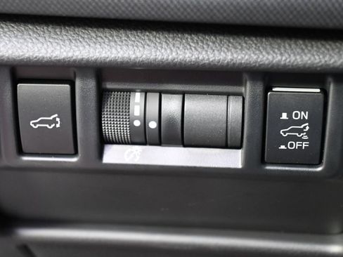 Used 2026 Subaru Forester Touring AWD/4WD image 25